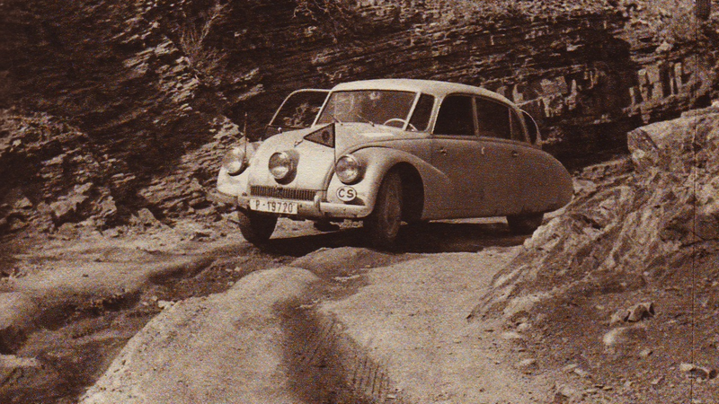 Illustration for article titled Pictures from Zikmund and Hanzelka’s Tatra road trip across Argentina, Bolivia and Peru